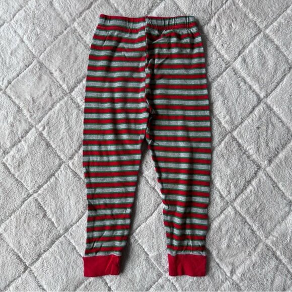 Elf on The Shelf | #Believe Green & Red 2-Piece Striped Pajama Set | Size 6 - Picture 6 of 14